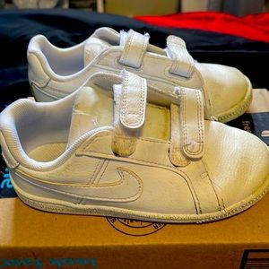 White Nike court royale size 10